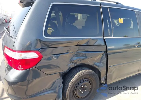 2005 Honda Odyssey Lx z USA, uszkodzony, nr VIN 5FNRL38235B093935